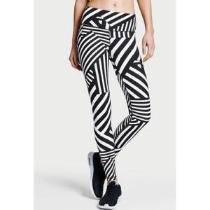 Victoria’s Secret Sports Black & White Striped Legging